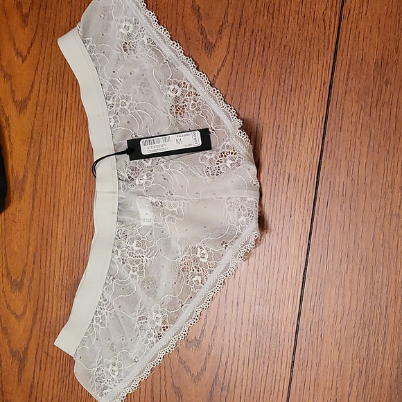 🆕️Joe's jeans Lace underwear , light gray and black - Picture 4 of 16